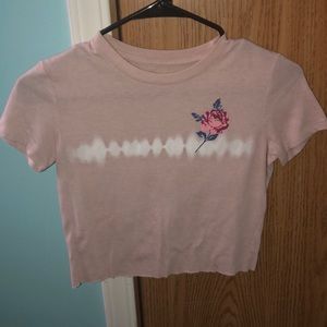 cropped pink tee shirt